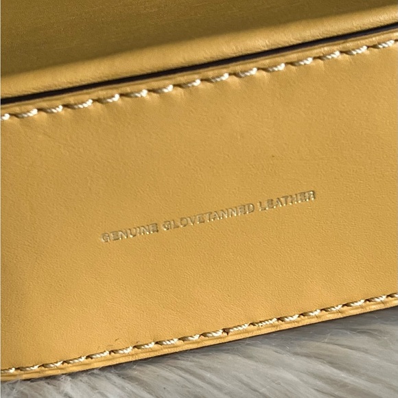35844 - Coach Canteen Crossbody - Picture 10 of 12